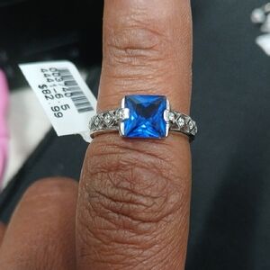 Elegant Crystal Sapphire Ring 925